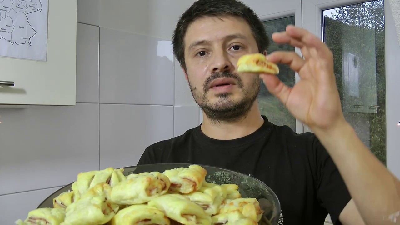 Aperitiv rapid, ieftin și bun! Mini pateuri din foietaj cu Bacon și cașcaval . Ușor de făcut!