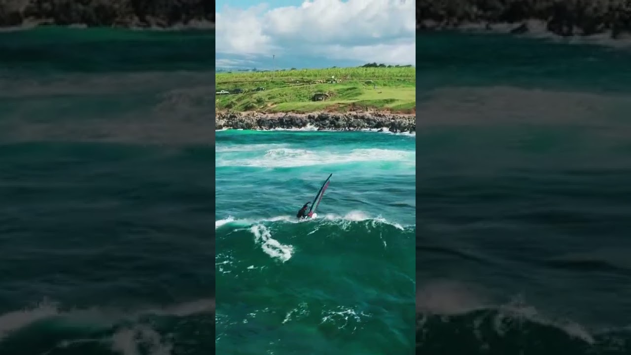 Windsurfing Waves