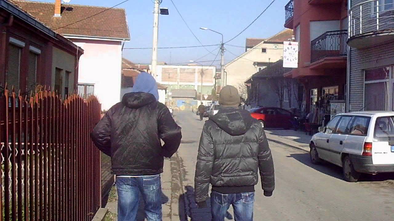 Filipidis ft. Kajla - Pogledaj me danas