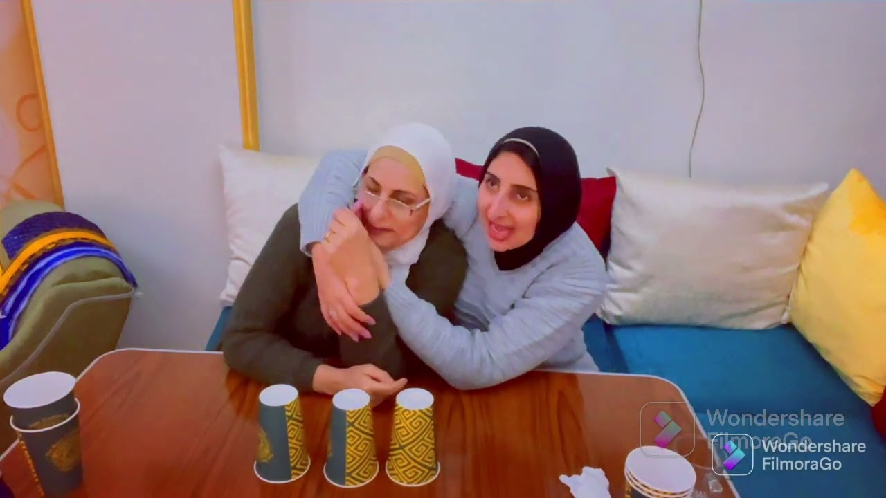 تحدي كوبيات الحظ 🥤مع ماما  (بدايه مريبه ونهايه صدمه)🤔😱