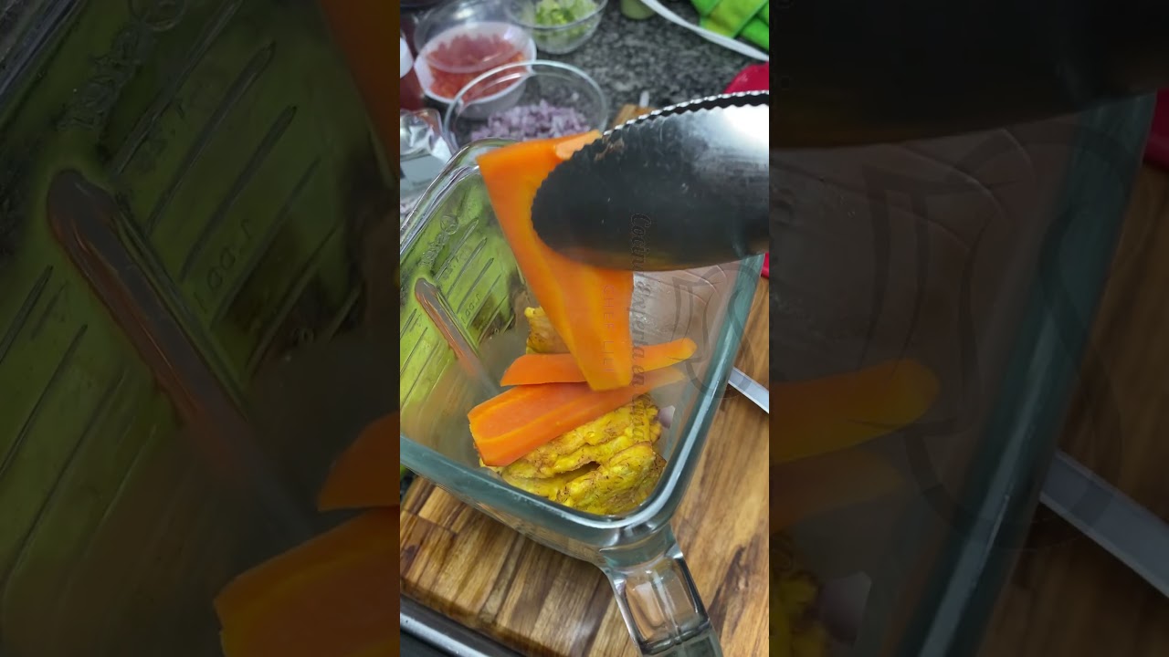 SOPA DE PATAC&Oacute;N CON POLLO