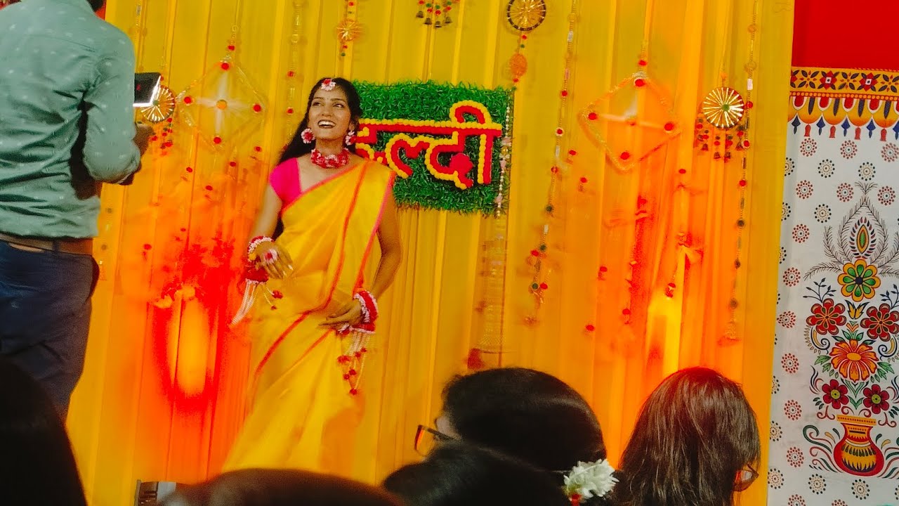 बन्ना बन्नी गीत 🌿फूलों से मंडप सजाओ बनने की शादी 🌺🤝बहुत ही प्यारा बन्ना बन्नी गीत🎉🥁💞