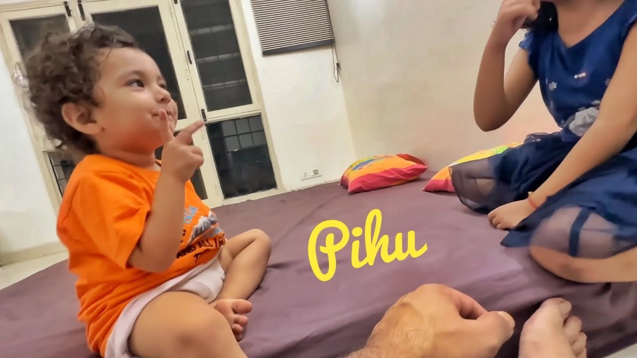 Pihu rashi ko chup karwa rahi hai 😂 pihu cute moments || Rasbhari Moments ||