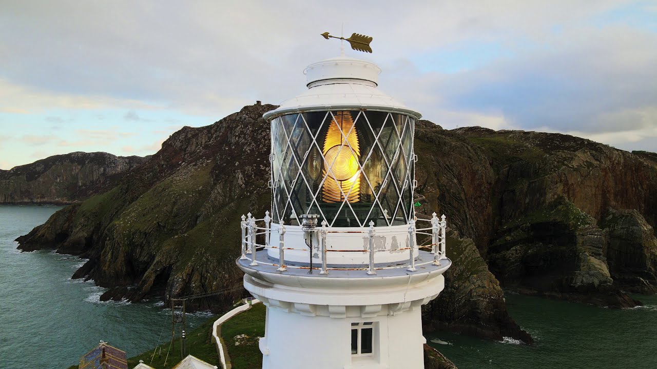 South Stack Lighthouse - Anglesey, North Wales (4k UHD, aerial)
