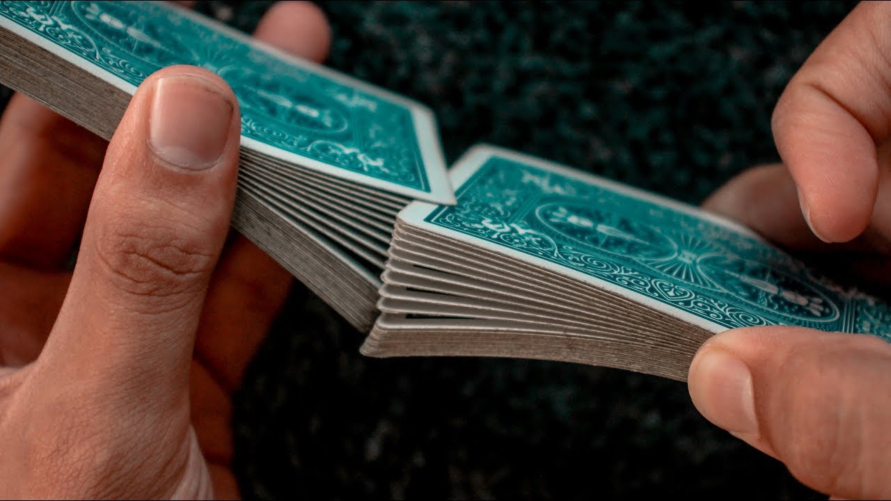 MOST IMPRESSIVE Card Shuffle - TUTORIAL