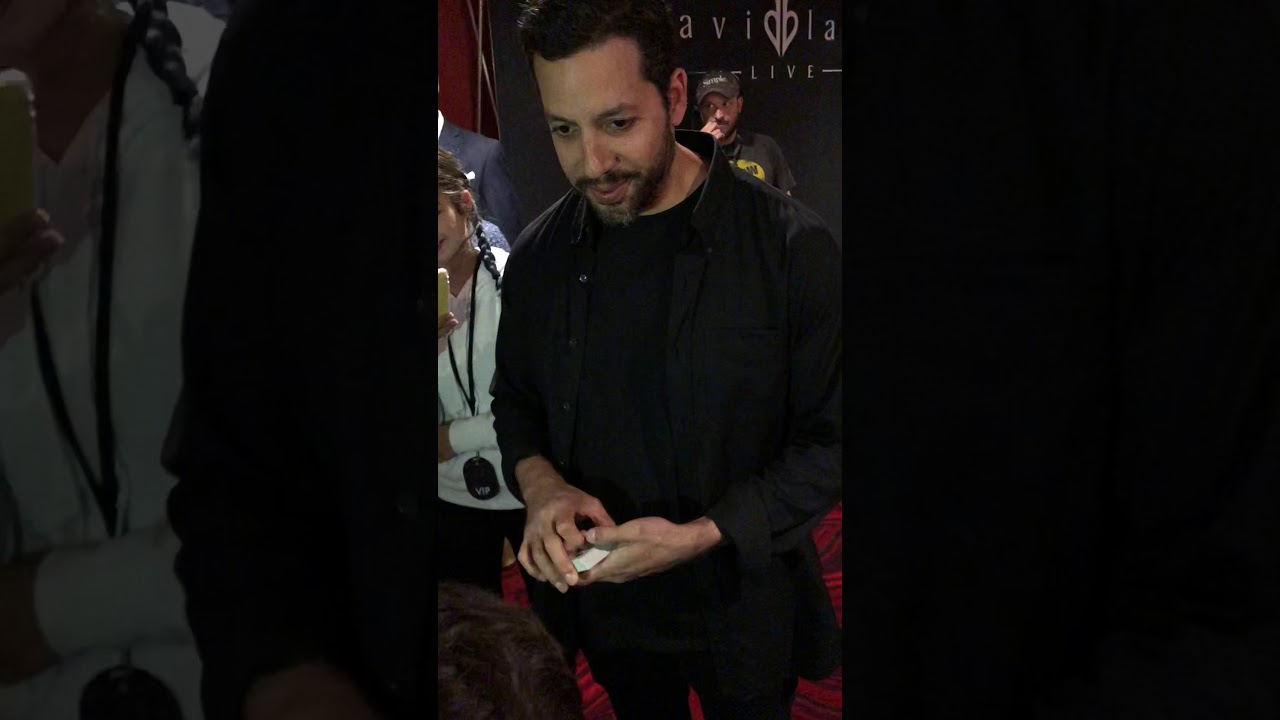David Blaine Amazing Close Up Magic - Backstage VIP Access