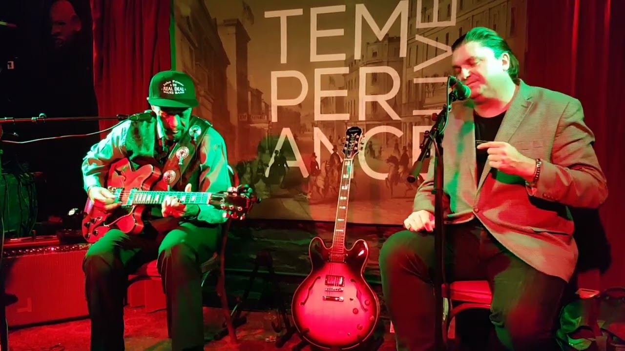 16/1/2024 John Primer and Giles Robson at Temperance, Leamington Spa, UK.