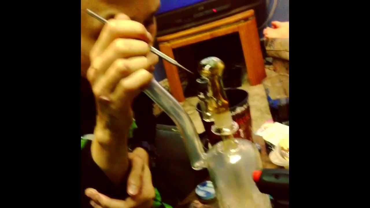 Shatter glass dabs out of bent glass grid
