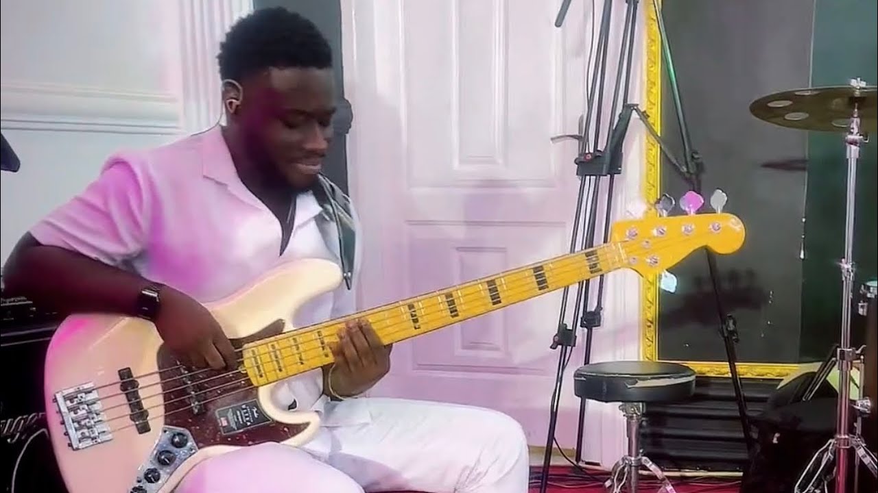 Pentecostal Praise || Ohemaa Mercy - Living room || Osei Poku on Bass