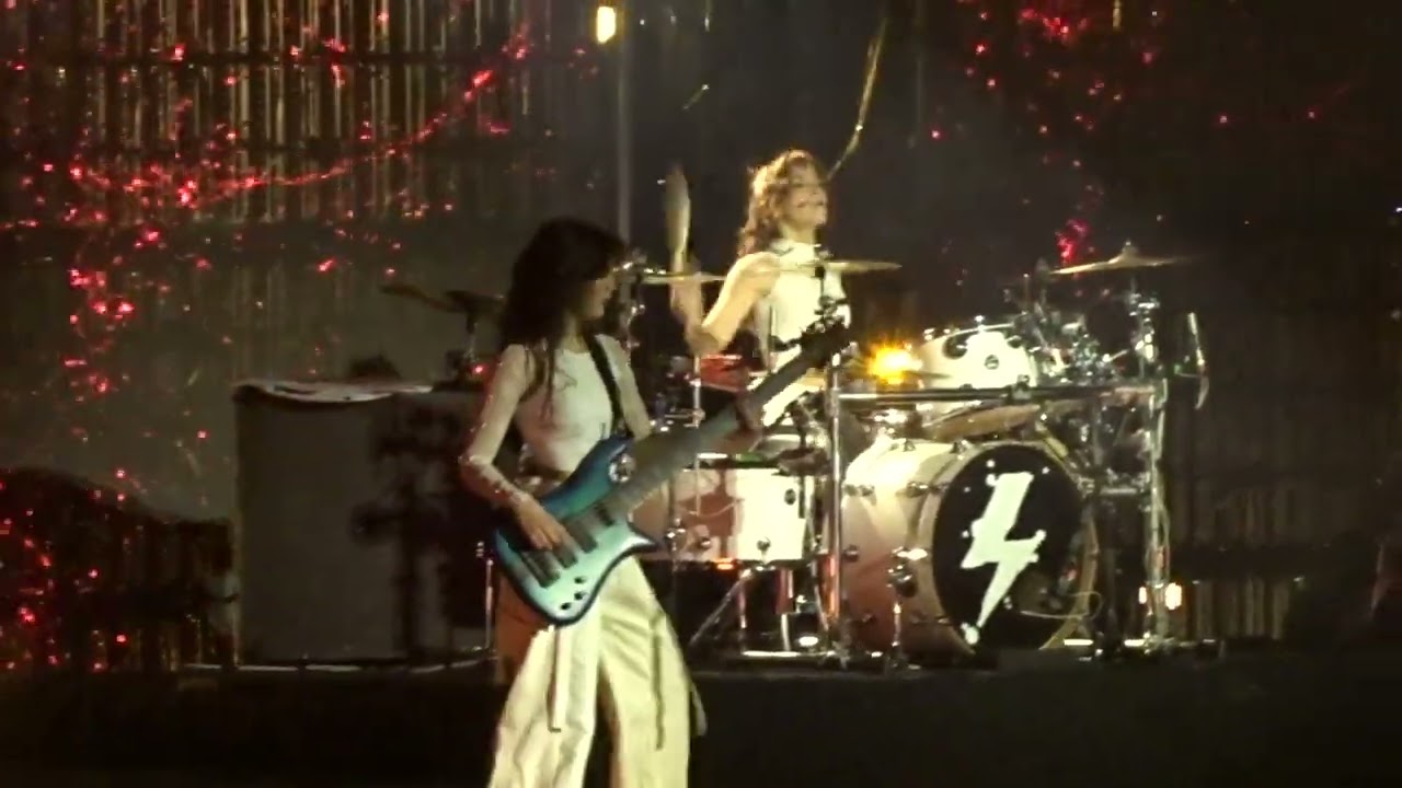 The Warning - Dust To Dust/Dull Knives - Live @ Auditorio Citibanamex - Monterey, MX - Feb 22,  2025