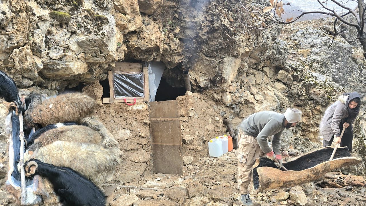 Жизнь в пещере 🏞️: Повседневная кочевая жизнь 🏕️ в горах ⛰️ и уход за скотом 🐑🌿