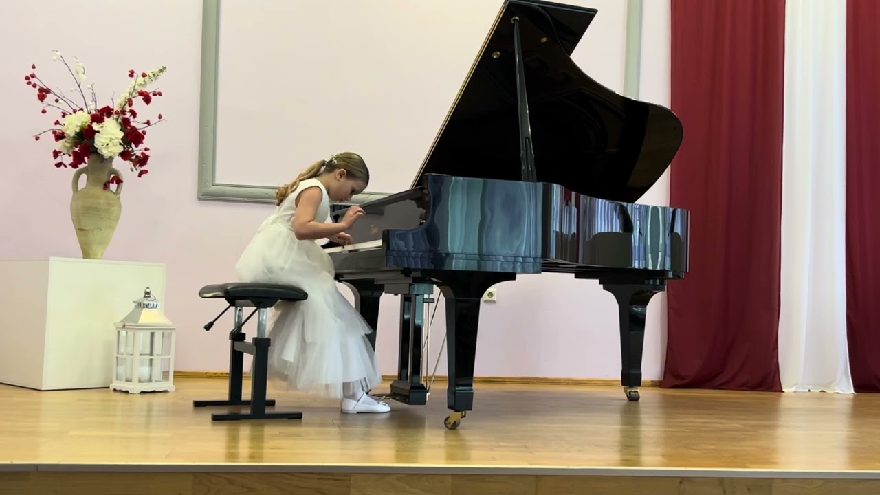 Adelina Zeļča, Latvia. Dominico Scarlatti - Sonata f moll, Mira Senturk - Lightning.