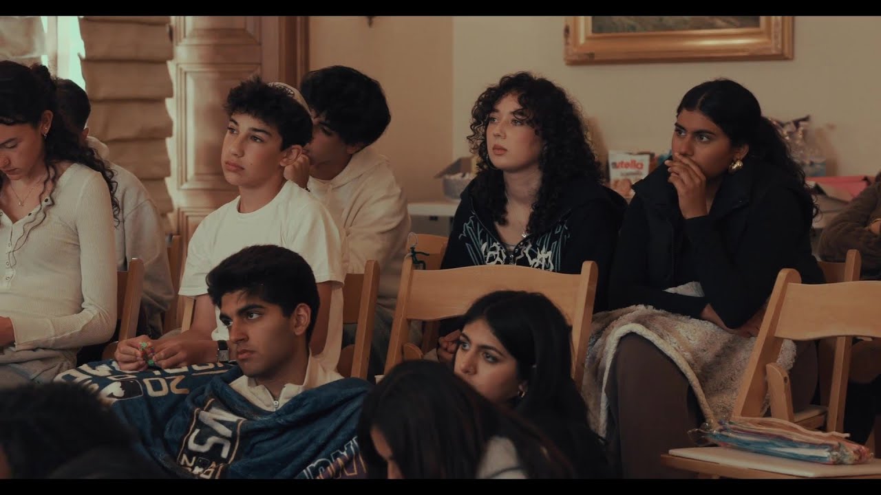 Echoes - Stories from Muslim and Jewish Elders, told by Teens