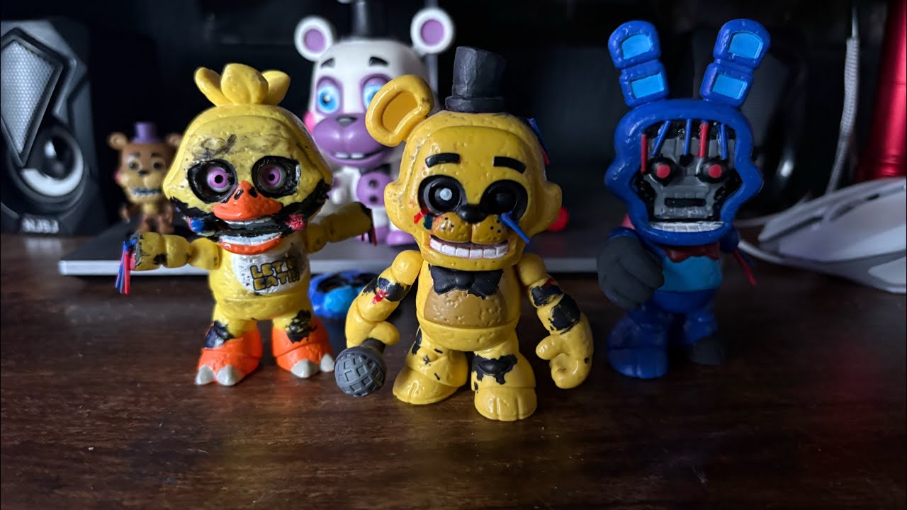 Фигурки Funko Snaps с изображением потрепанных Бонни, Чики и Золотого Фредди!