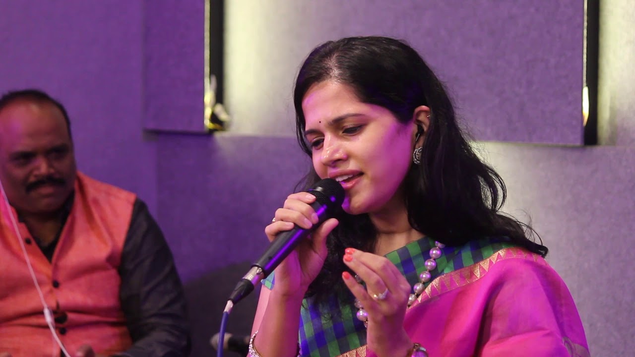 Ka re Durava | का रे दुरावा | Asha Bhosle | Dipaali Desai |