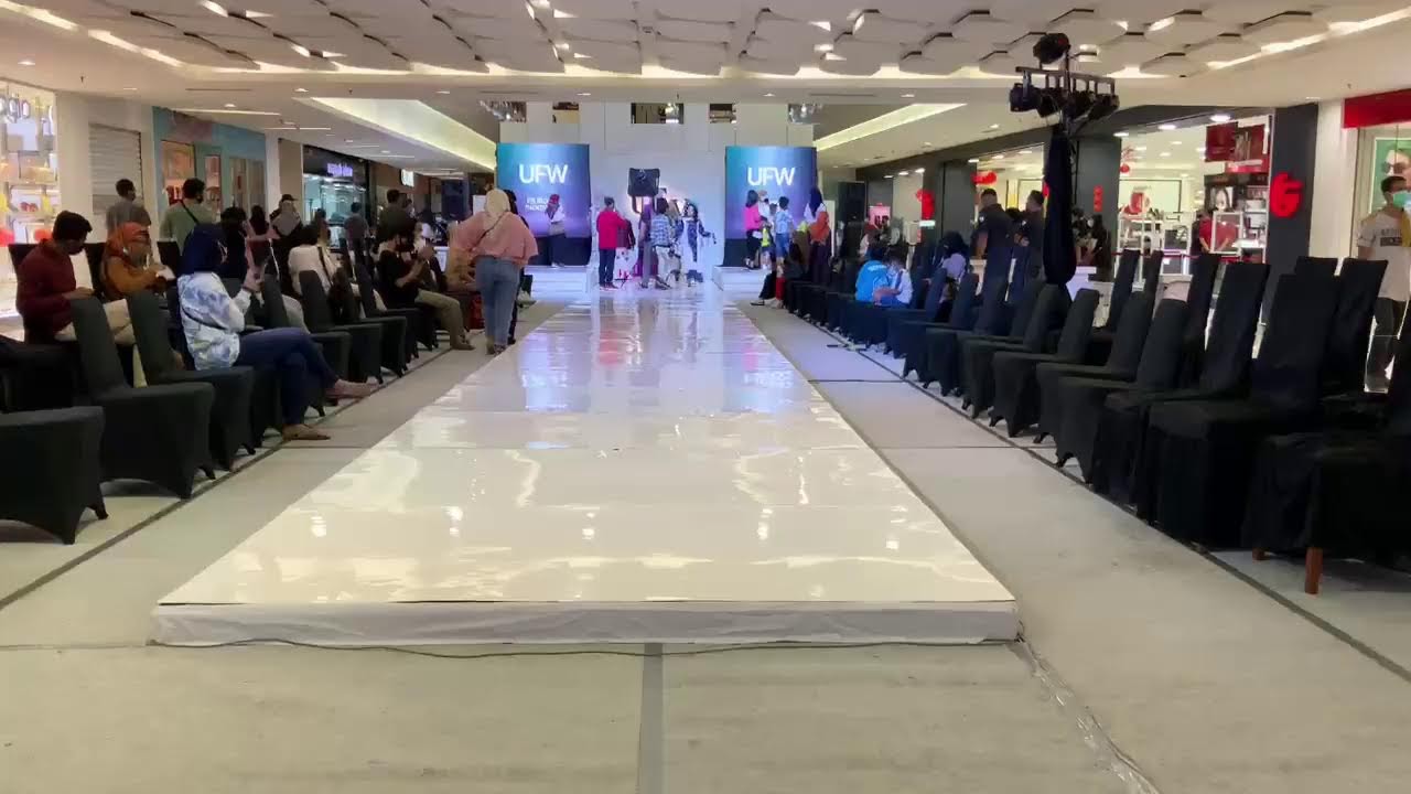URBAN FASHION WEEK