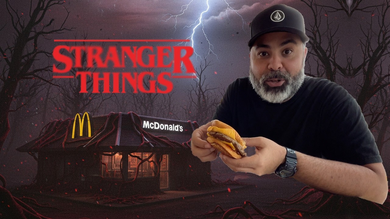 Probando la nueva hamburguesa de STRANGER THINGS de MCDONALDS.
