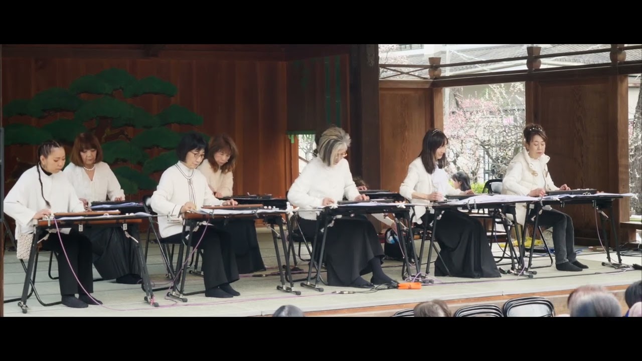 大正琴奉納演奏 スニーカーぶるーす