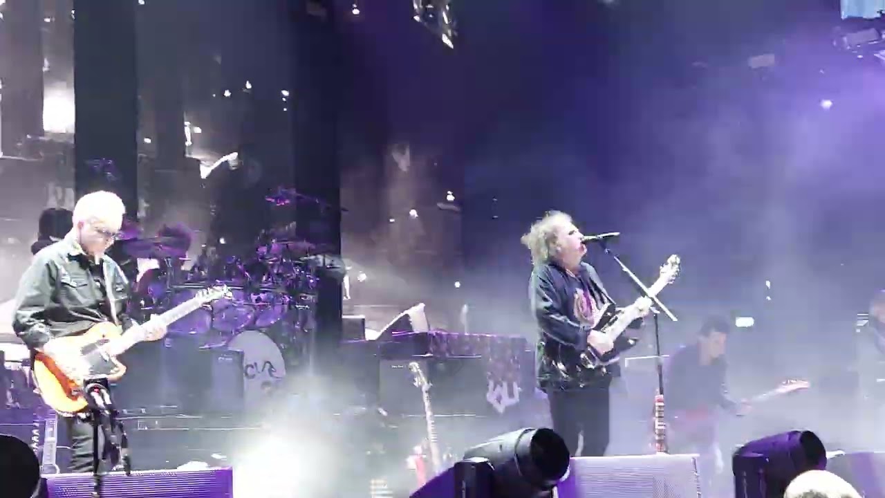 The Cure - A Night Like This 4K - Mediolanum Forum, Assago, Milano, Italy, 4 nov 2022
