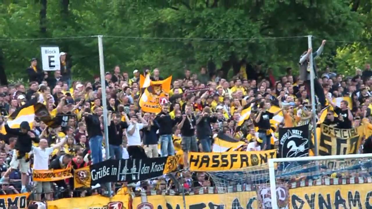 SV Babelsberg 03 - SG Dynamo Dresden: Emotionen & Pyrotechnik