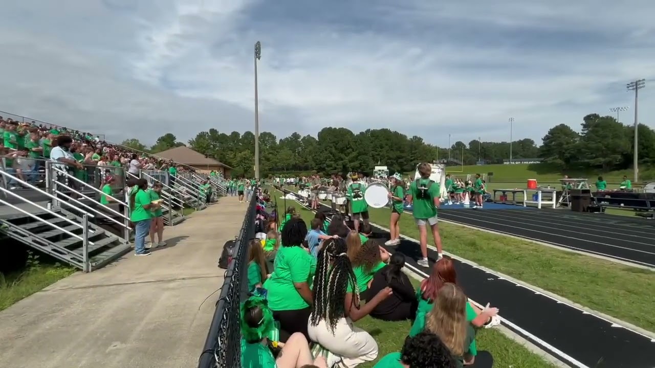 📣LRHS PEP RALLY💚 10/4/24