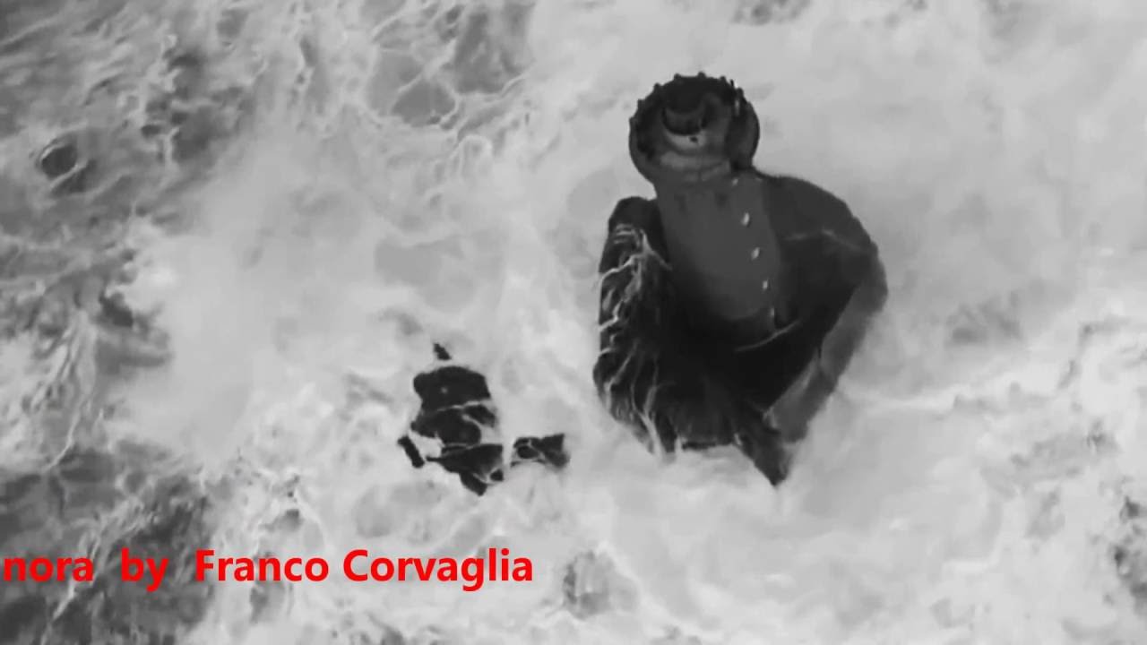 Faro in Bretagna nella tempesta