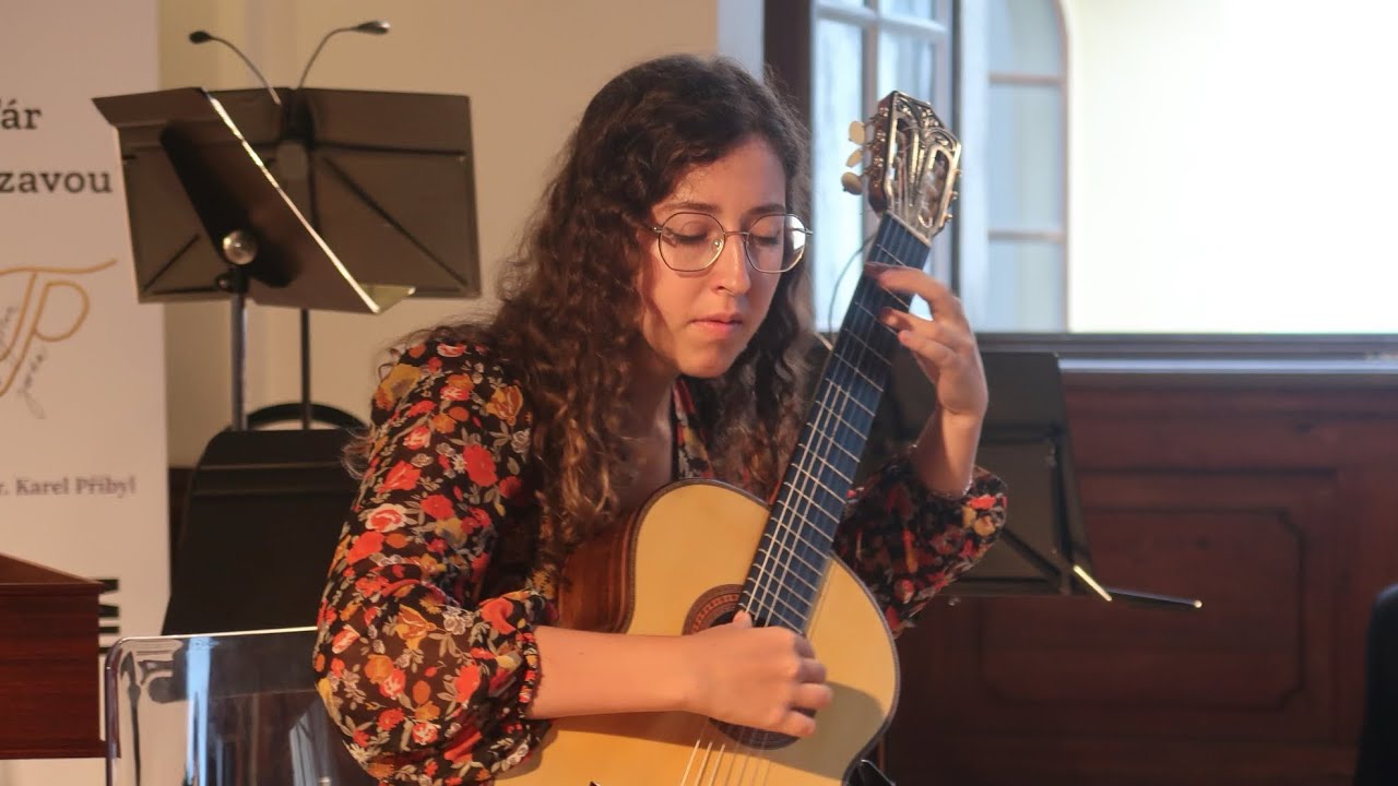 Roland Dyens: Libra Sonatine III. Fuoco