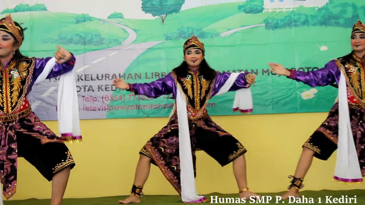 Tari Remo SMP Pawy Daha 1 Kediri