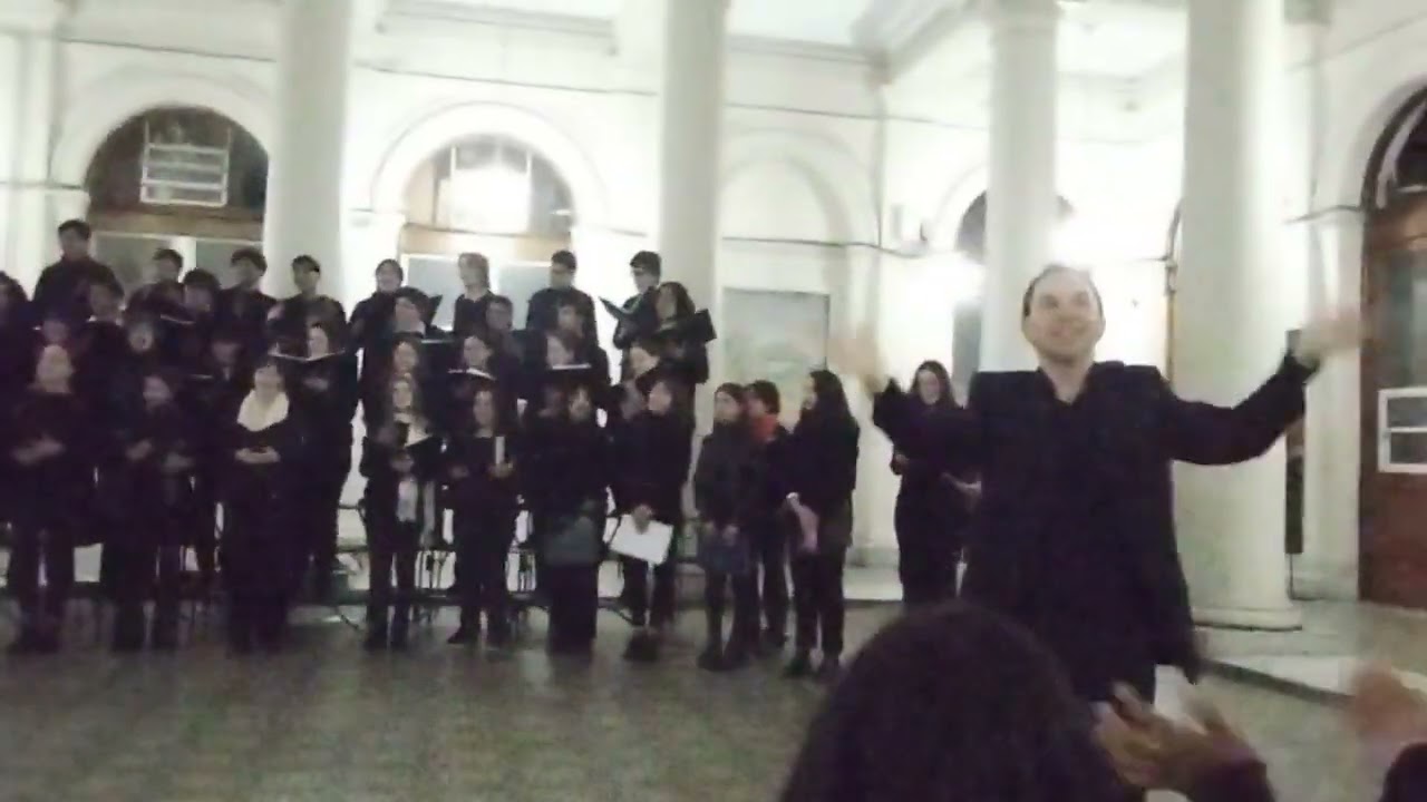 Coro Juvenil UNLP - El Amor Después Del Amor