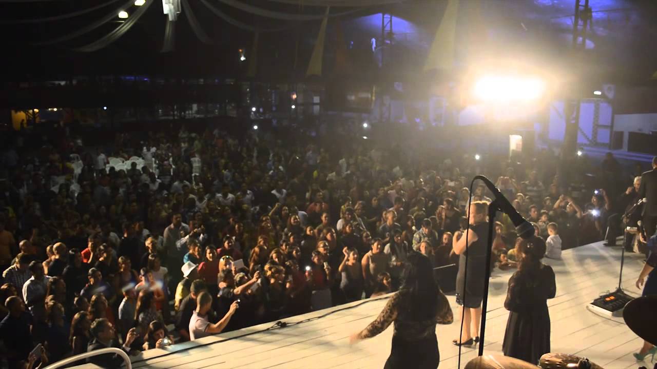 Ministério Água Cristalina - O Rei da Glória chegou [DVD OFICIAL]