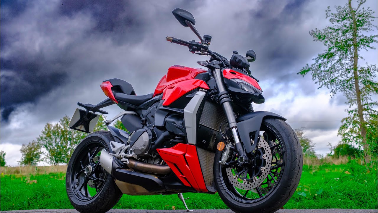 Ducati Streetfighter V2 test ride & review
