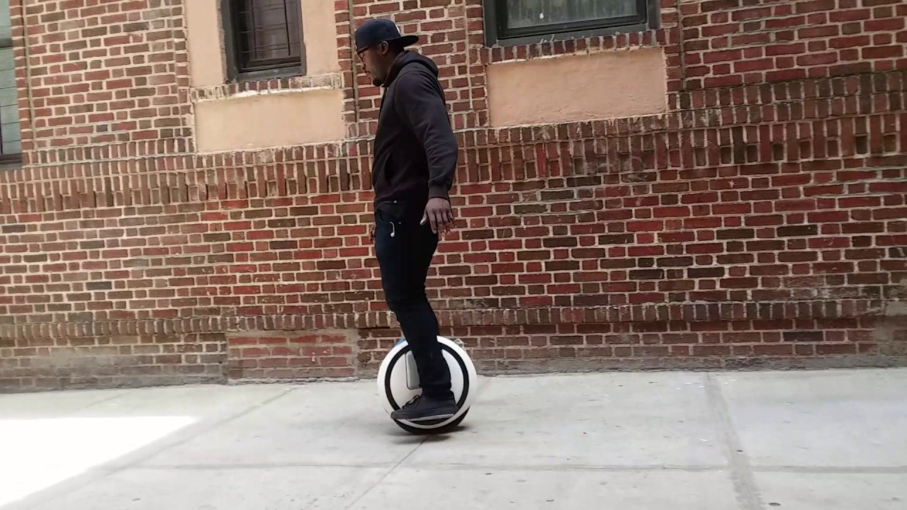 How to use an electric unicycle (Ninebot One) - blackbookjobs.com