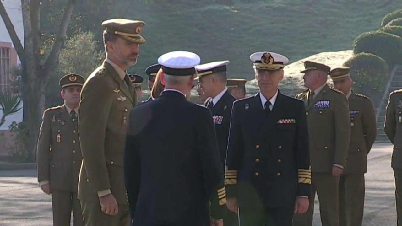 S.M. el Rey visita las unidades de la Base Militar de Retamares, ubicada en Pozuelo de Alarcón