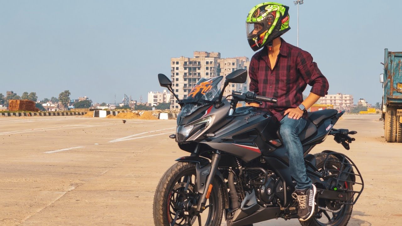 Bajaj Pulsar F250 Dual Channel ABS | Unique Features of Pulsar F250 | Mileage of Pulsar F250