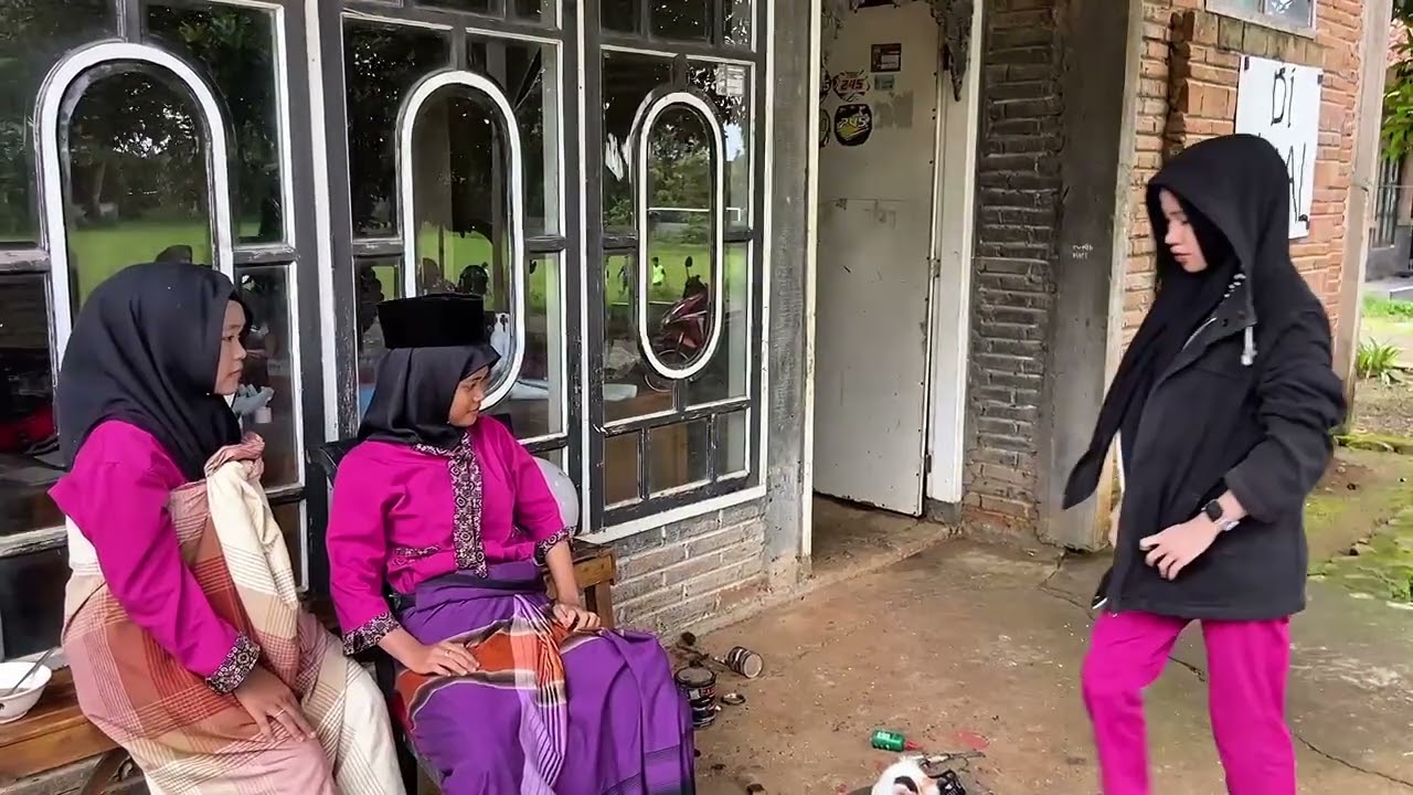 Drama Unggah Ungguh Bahasa Jawa, Tugas bahasa Jawa KELOMPOK 4 
