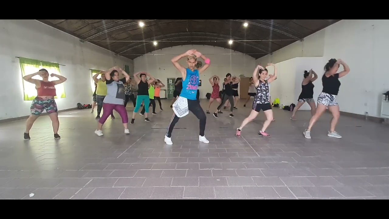 OJOS ASI - SHAKIRA //COREOGRAFÍA DE ZUMBA FÁCIL