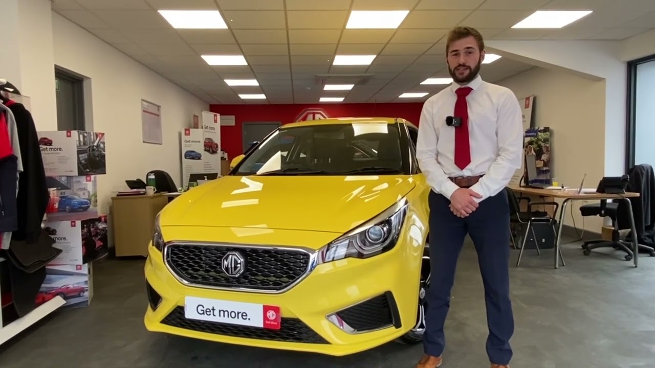 MG 3 Exclusive with Nav in Hello Yellow