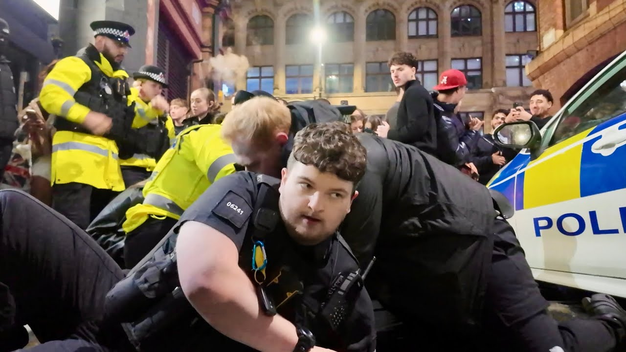 The MADDEST Day in Manchester I’ve Ever Filmed (Buskers, Fights, Police & Chaos)