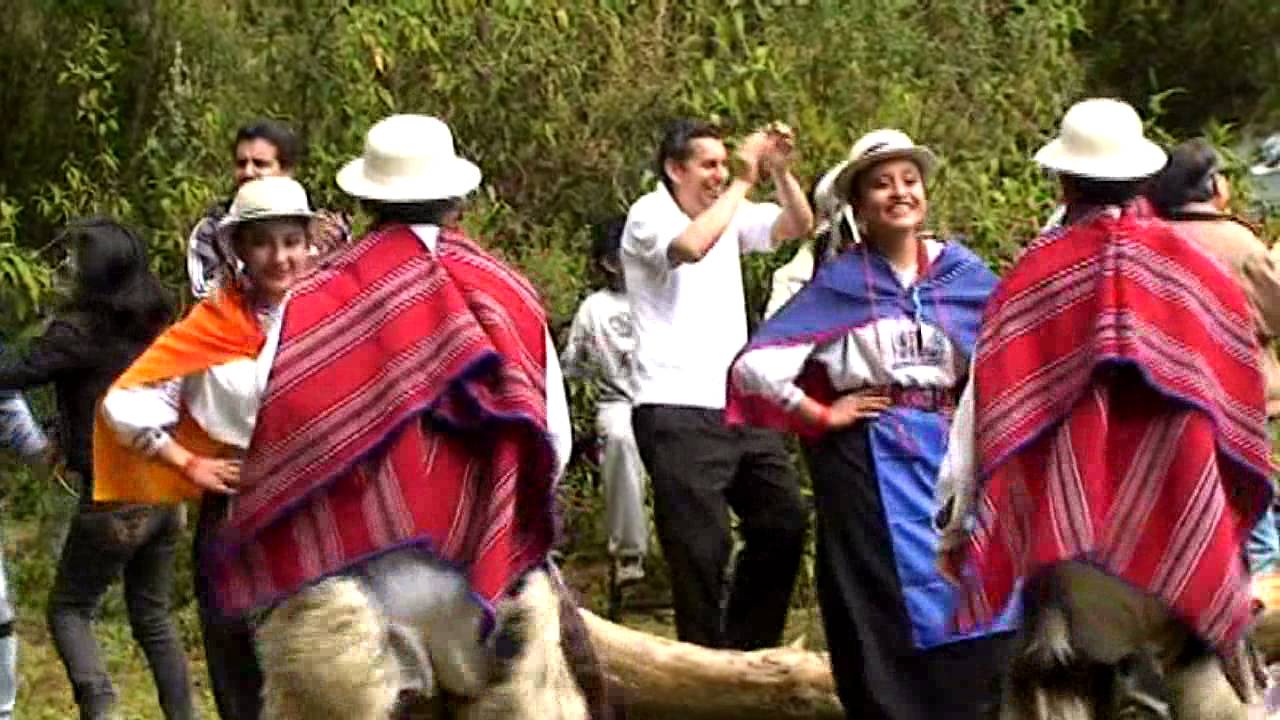 LAS CINCO DE LA MAÑANA - KURAKAS  Portal Comunicaciones