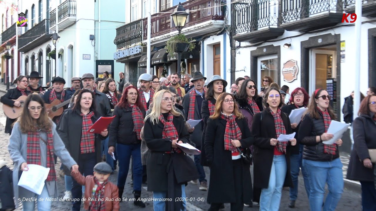 Desfile de Natal de Grupos de Reis na Rua da Sé em Angra (2025-01-04)