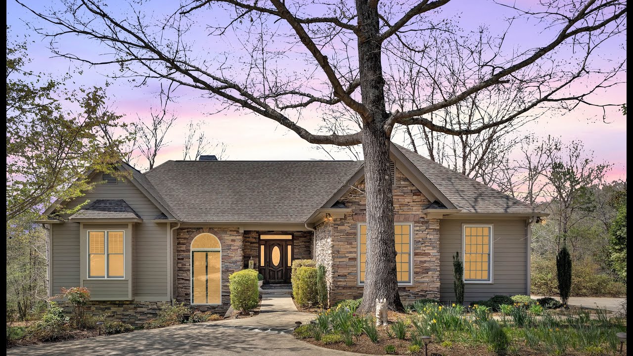 132 Courseview Way Travelers Rest, SC in Cliffs Valley