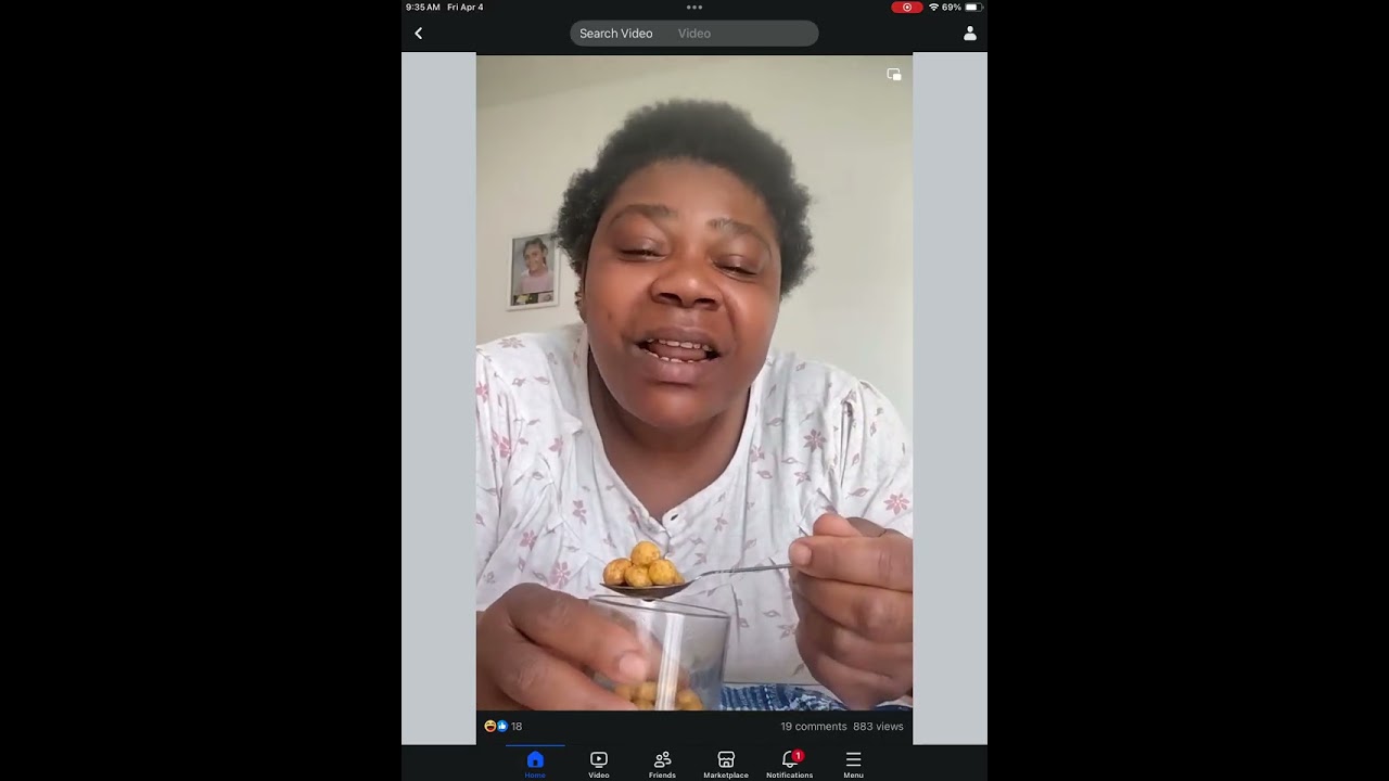 MA’A COUCOU une anciènne riche,aujourdhui je prend mon petit -Déjeuner à la FRANÇAISE;zero humilité😹