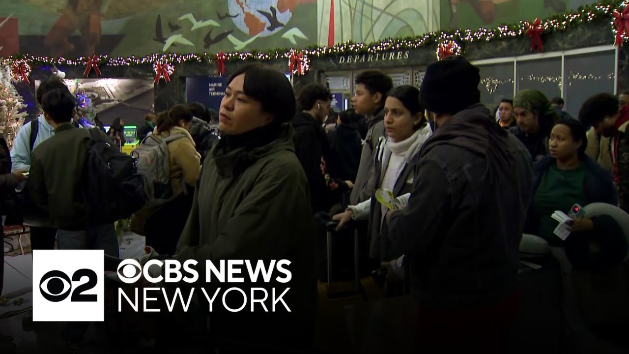 Holiday travel rush off to busy start at LaGuardia Airport in NYC