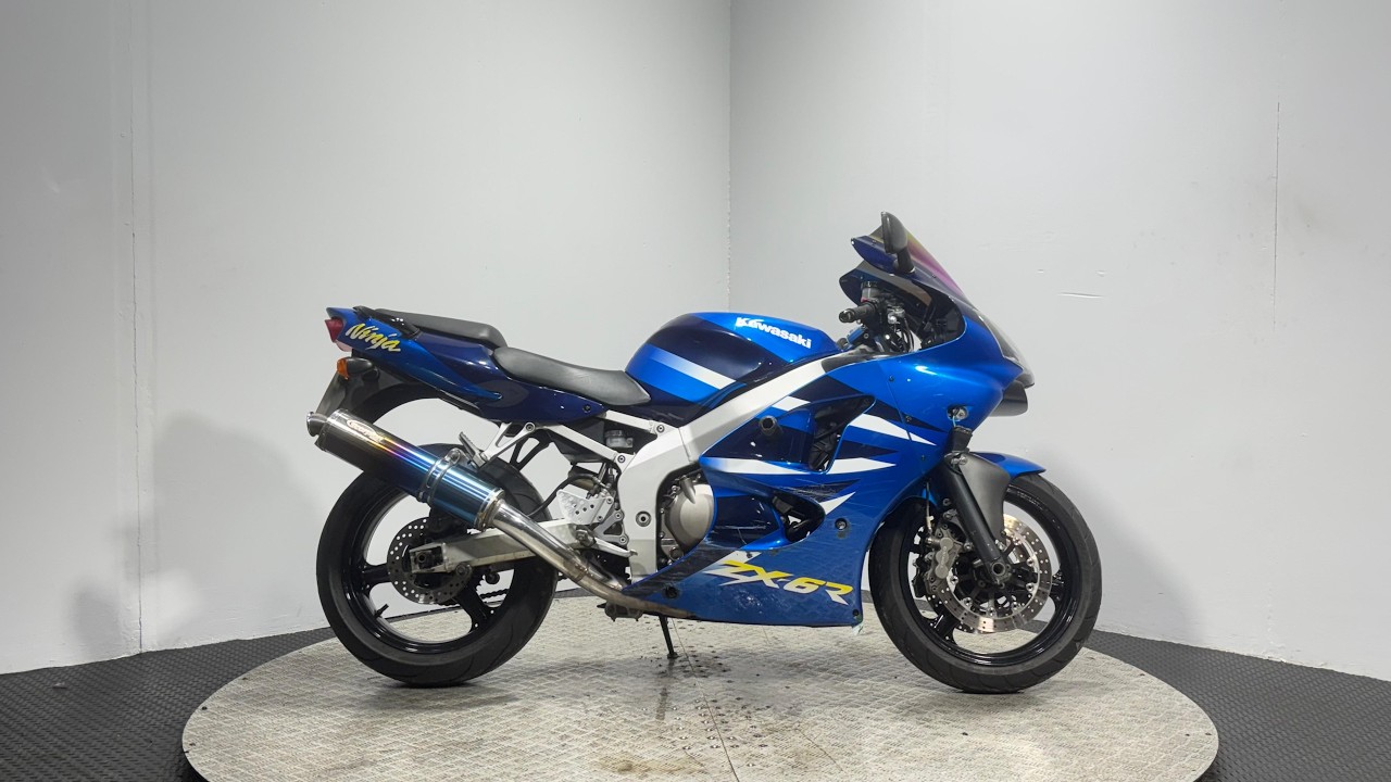 KAWASAKI ZX6R NINJA J MODEL 25K WALK AROUND / RUNNING VIDEO