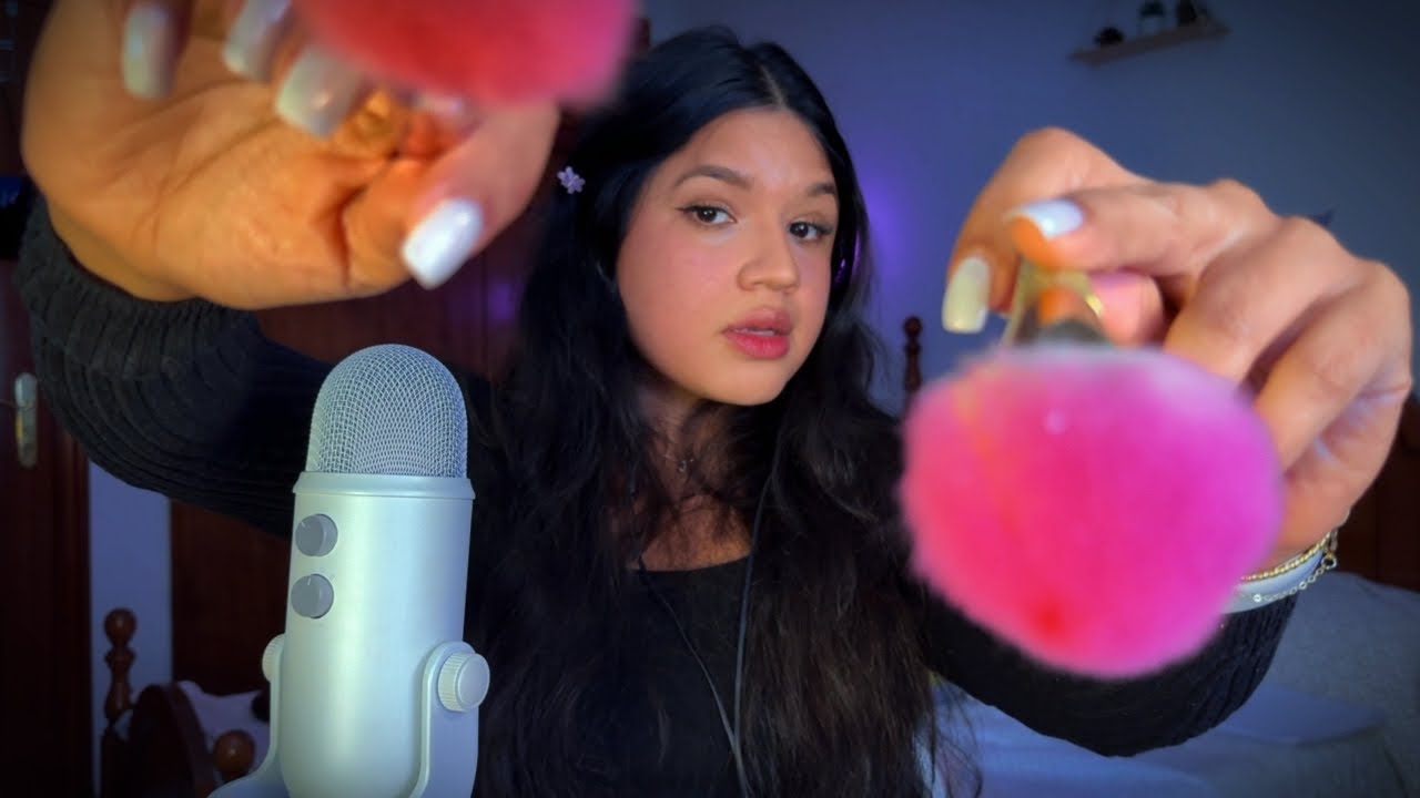 ASMR Con Cosas Rosas y Susurros  💤 
