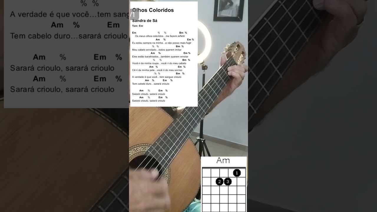 Aqui mostro a batida e também a troca de acordes que você deve usar na música
