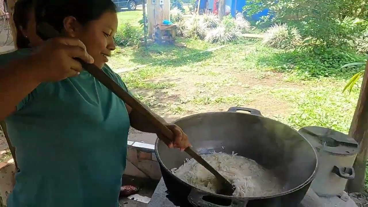 Entre Fogones y Cacao: Innovación Turística Regenerativa en Coclé