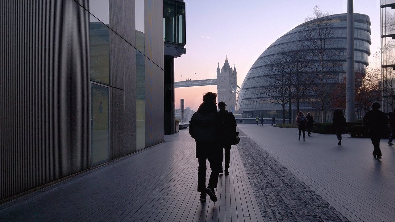 London Dawn Walk - Lambeth to SOUTHWARK PARK incl. Butler’s Wharf