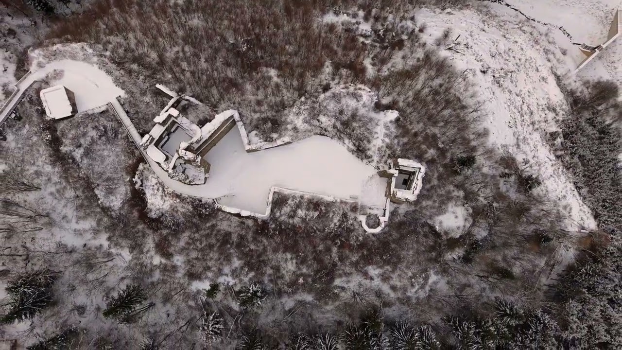Die Ortenburg im Winter