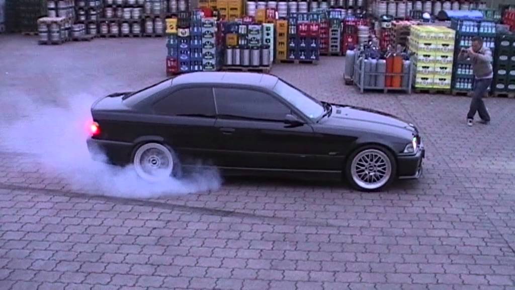 BMW E36 M3 Drift and Burnout